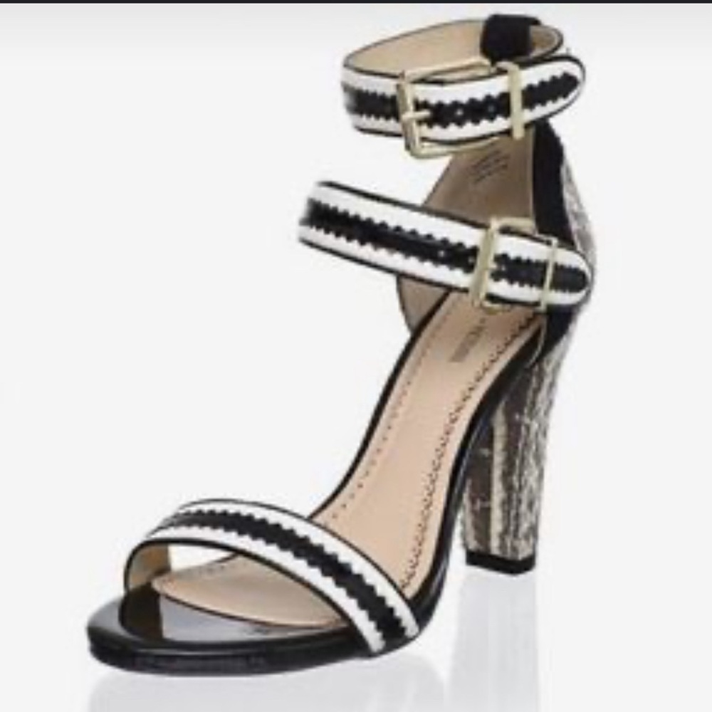 Pour La Victorie Veronica Snakeskin Black And White High Heel Sandals (Size 8)